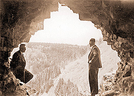 Blick aus der Kapfhöhle. Aus dem Bildarchiv der Gemeinde Frommenhausen